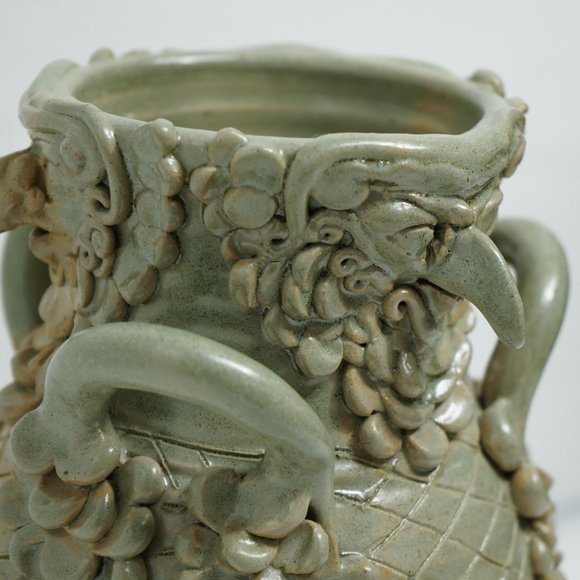 William Hunt Celadon Green Masquerade Bird Mask Stoneware Vase - Picture 2 of 9